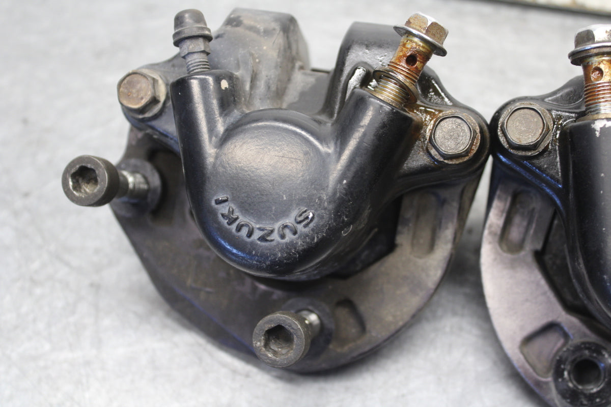85-86 SUZUKI MADURA 1200 RIGHT LEFT FRONT BRAKE CALIPER SET PAIR CALIPERS  BB691