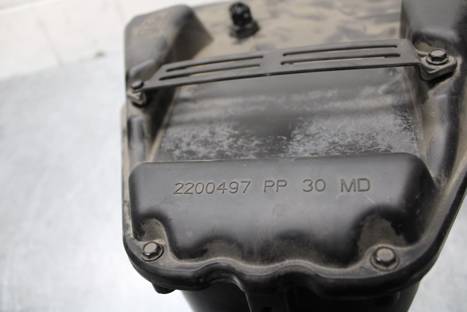 06-07 TRIUMPH DAYTONA 675 DAYTONA 675 AIRBOX AIR INTAKE FILTER BOX BB441