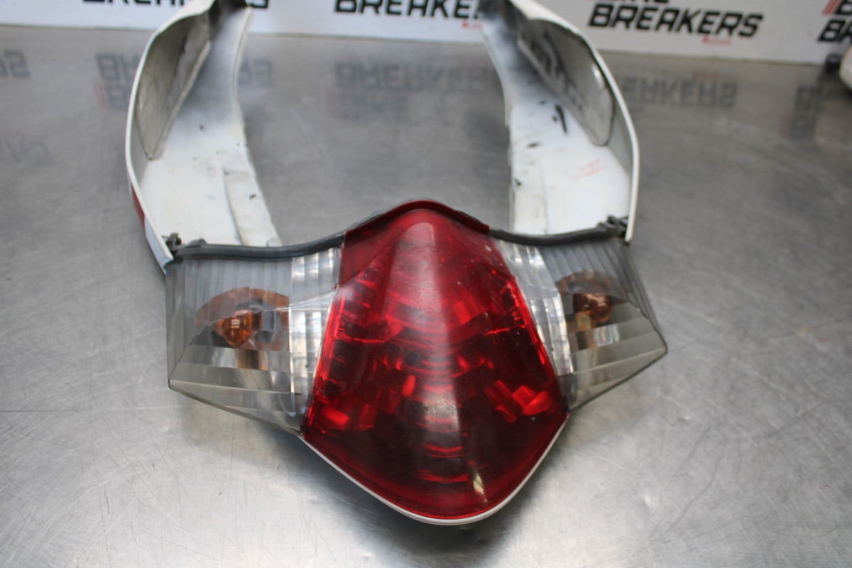 06-07 HONDA INTERCEPTOR 800 VFR800 REAR TAIL LIGHT & FAIRING COWL SHROUD BB917