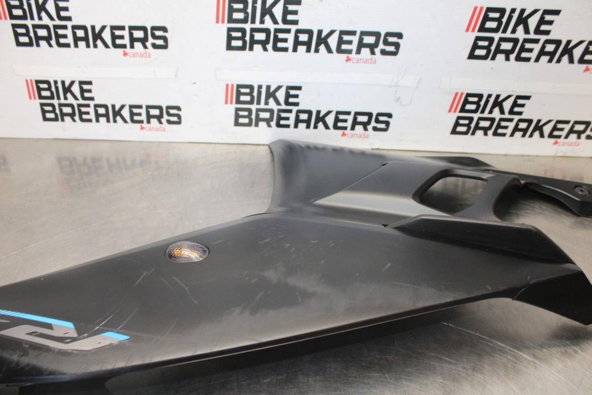 23 YAMAHA YZF R3 RIGHT LOWER MID UPPER SIDE FAIRING COWL  BB003