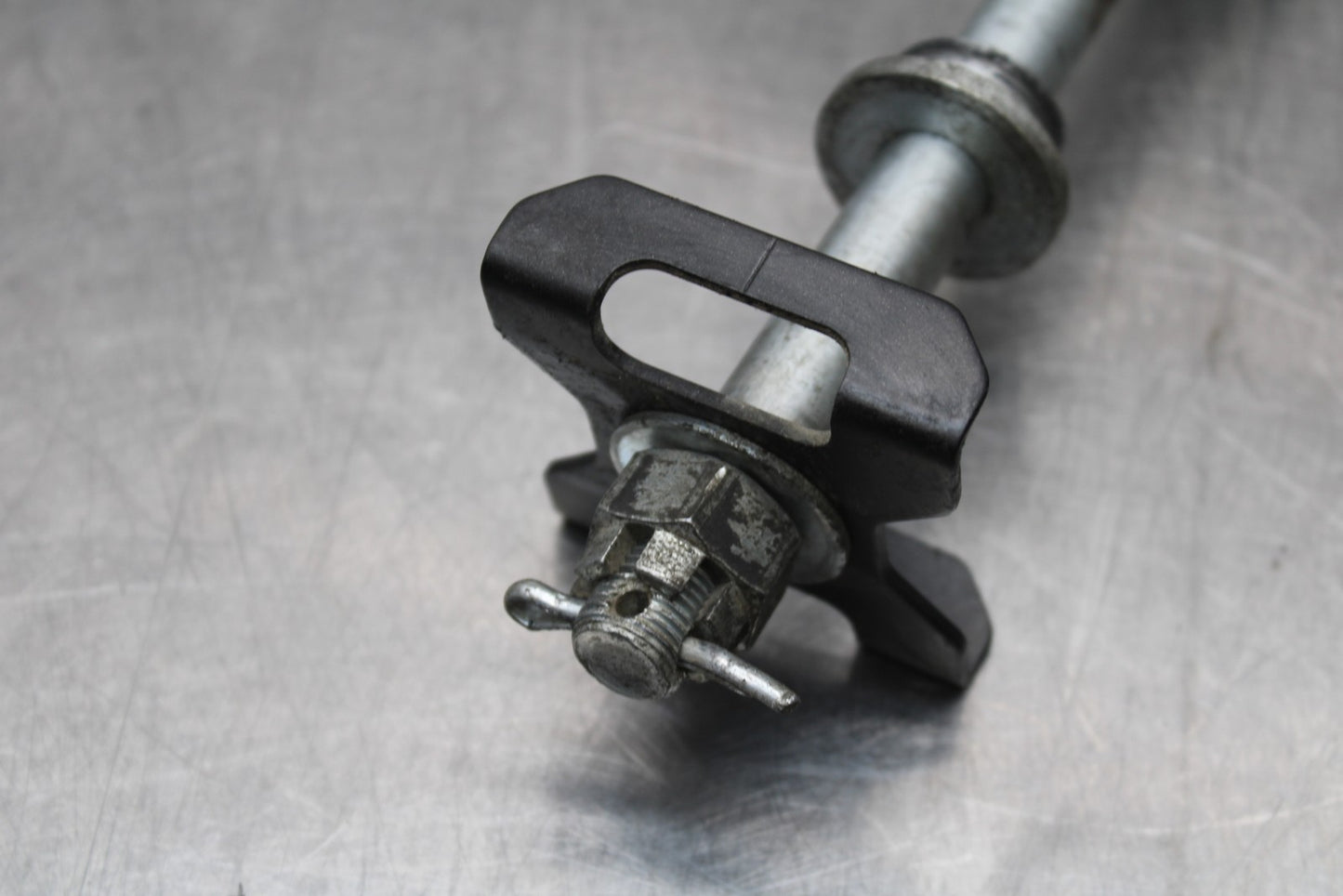 13-17 KAWASAKI NINJA 300 EX300 ABS REAR AXLE BACK WHEEL RIM BOLT AXEL BB187