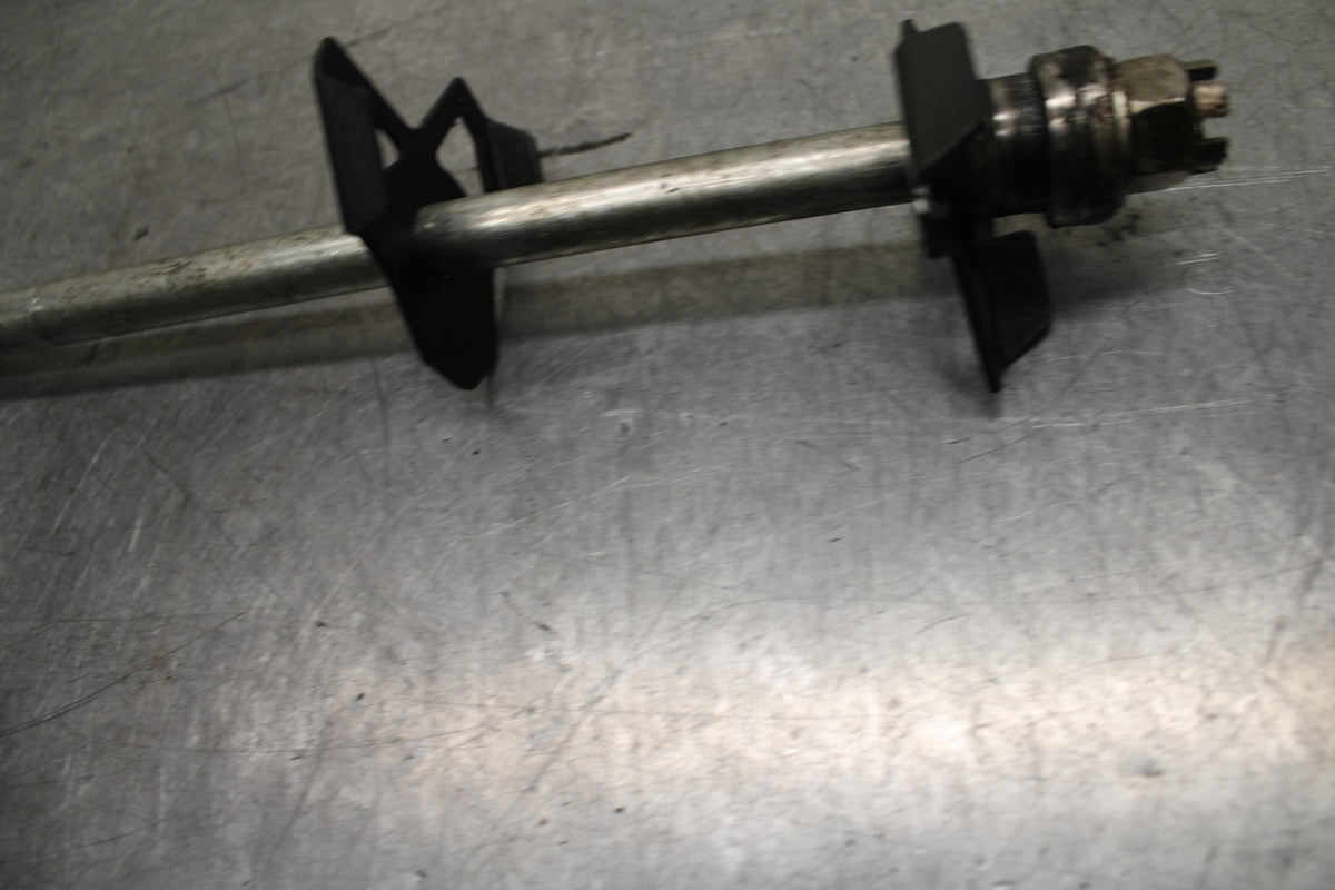 24 KAWASAKI NINJA 500 ABS REAR AXLE BACK WHEEL RIM PIVOT BOLT AXEL BB744