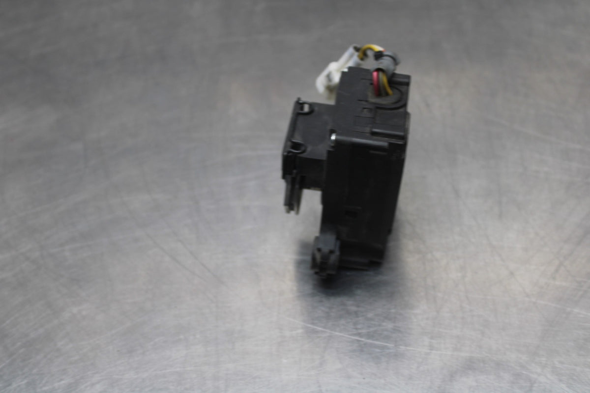 13-18 KAWASAKI NINJA ZX6R EXHAUST VALVE SERVO MOTOR BB735