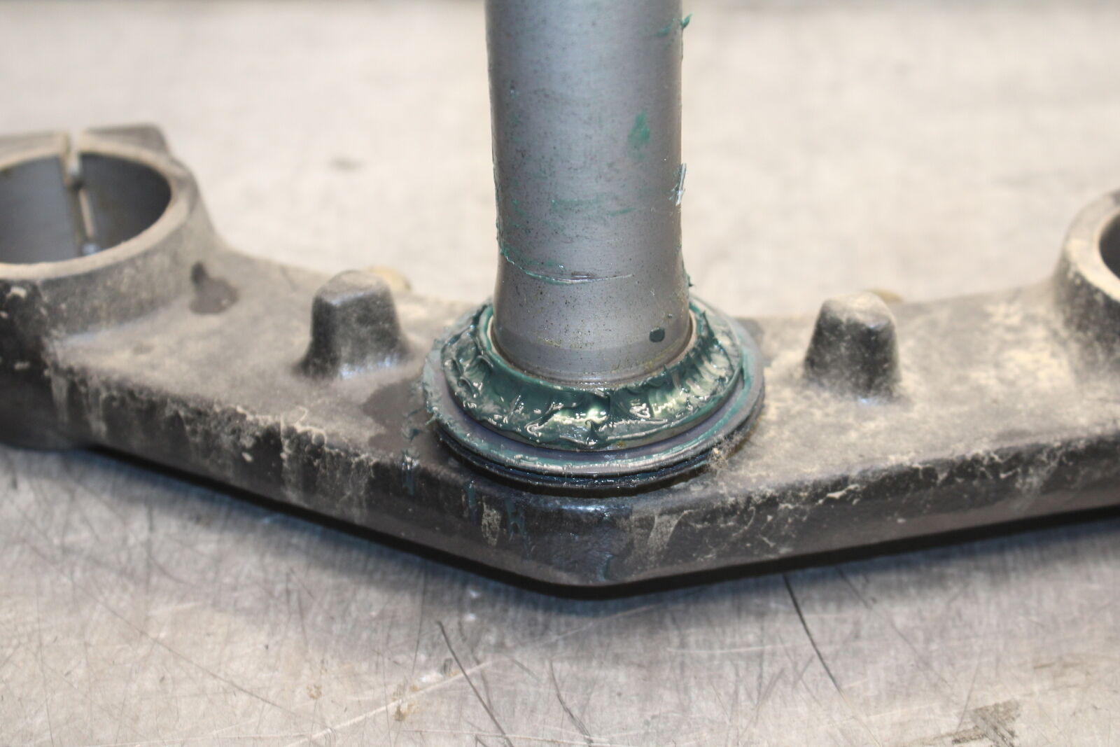 18-23 KAWASAKI NINJA 400 EX400 ABS FRONT FORKS CLAMP LOWER TRIPLE TREE BB747