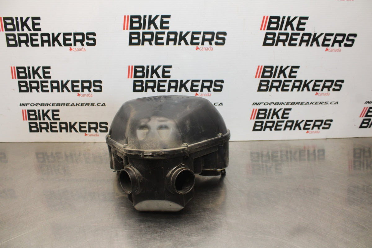 05 YAMAHA YZF R6 AIRBOX AIR INTAKE FILTER BOX BB858