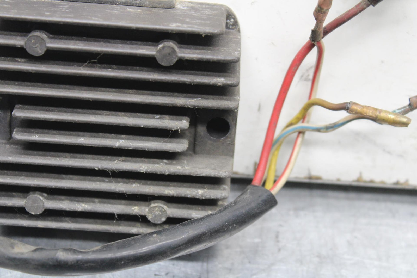 80-81 SUZUKI GS1000GL RECTIFIER VOLTAGE REGULATOR BB103