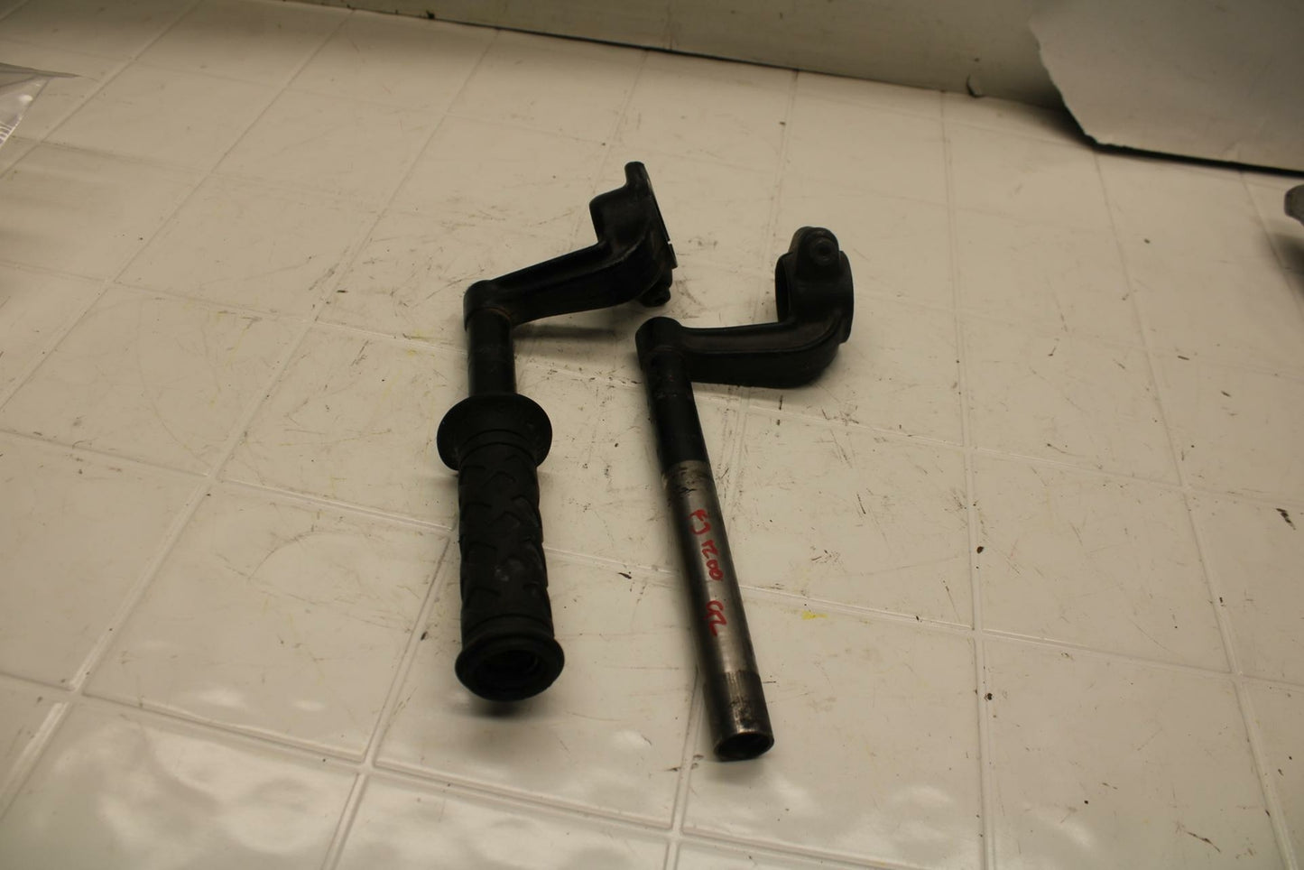91-96 YAMAHA FJ1200A ABS LEFT RIGHT CLIP ON ONS HANDLEBARS PAIR SET BB07