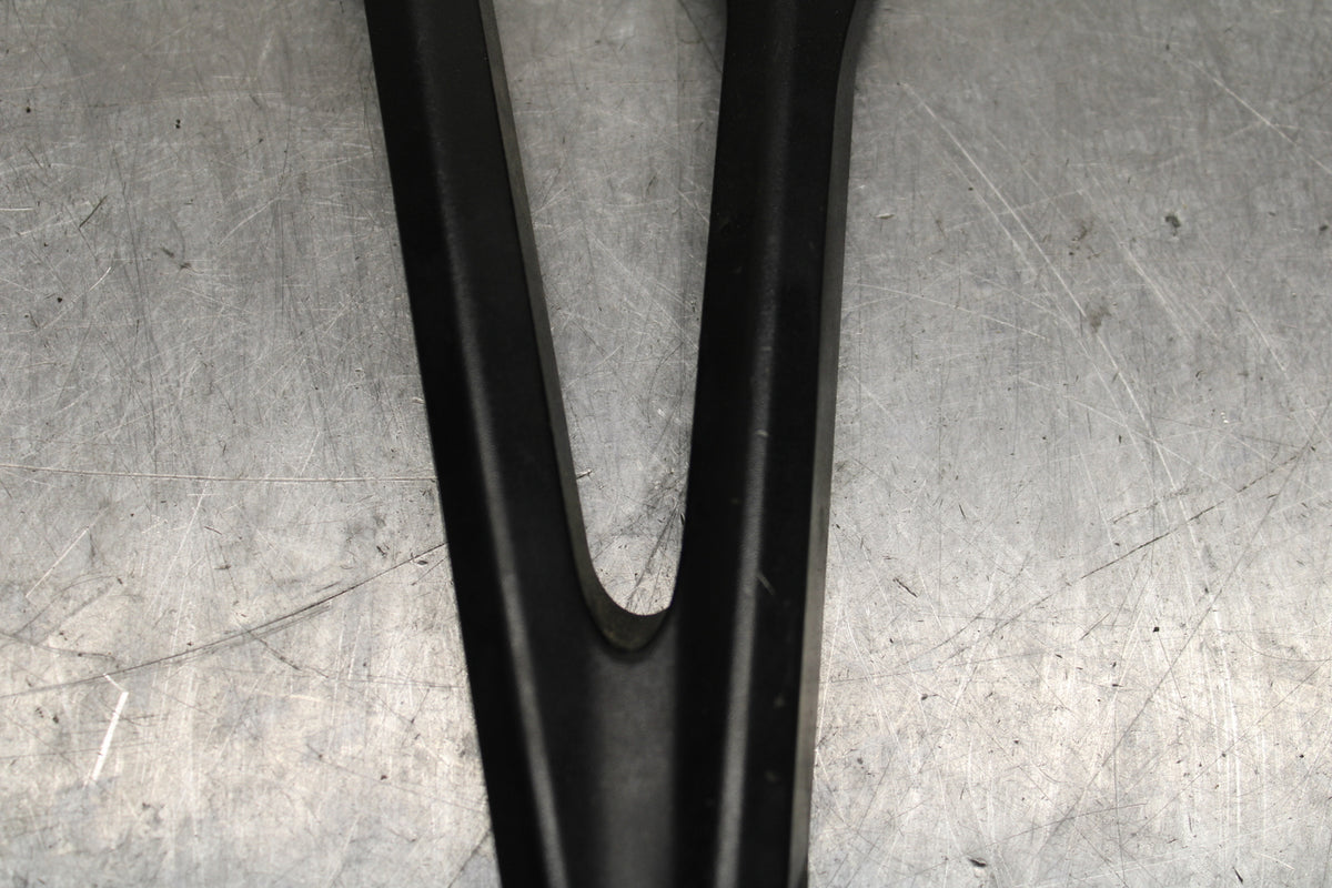 11-17 SUZUKI GSXR600 RIGHT REAR BACK PASSENGER PEG BB132