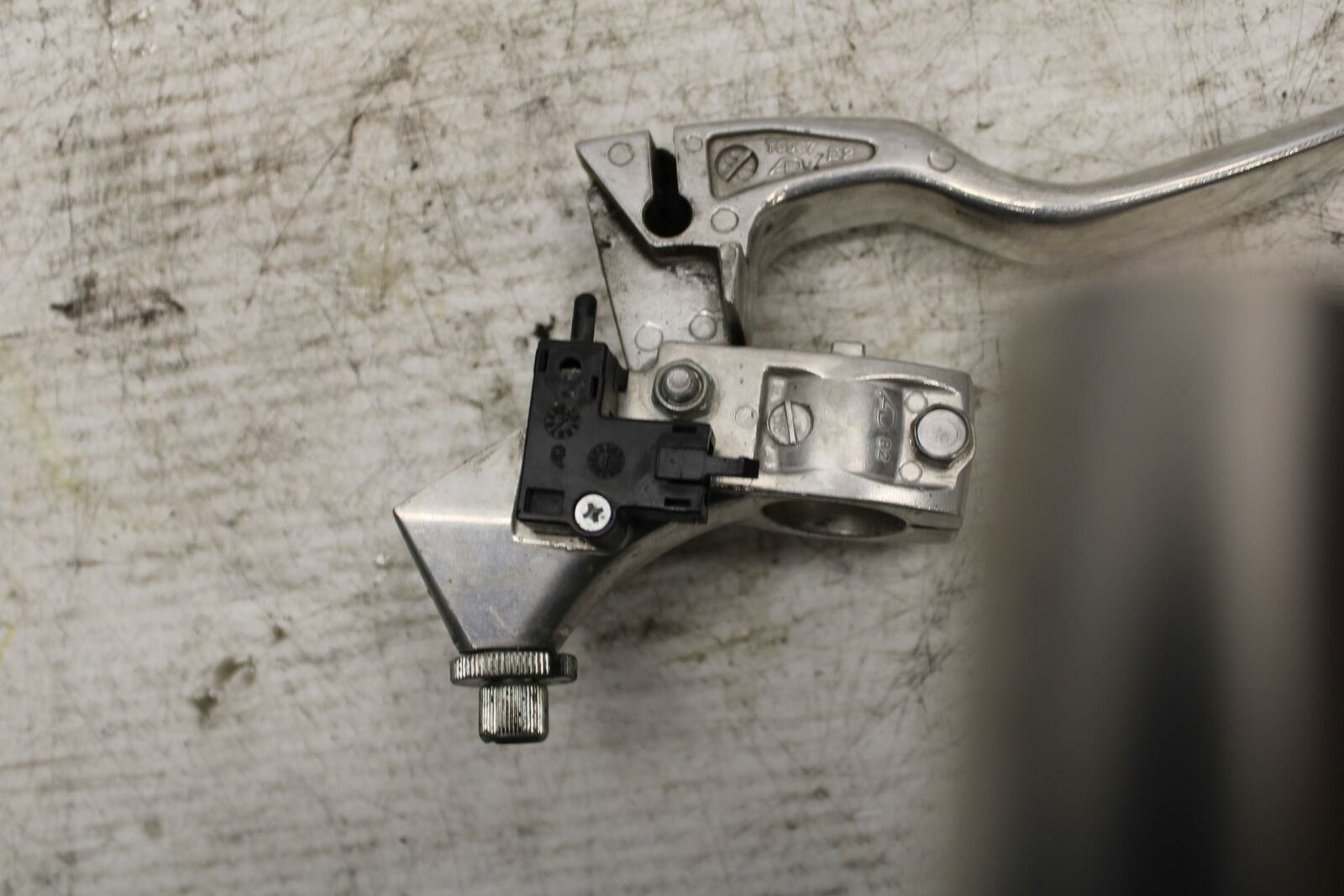 02-03 YAMAHA V STAR 1100 CLUTCH PERCH MOUNT WITH LEVER  BB308