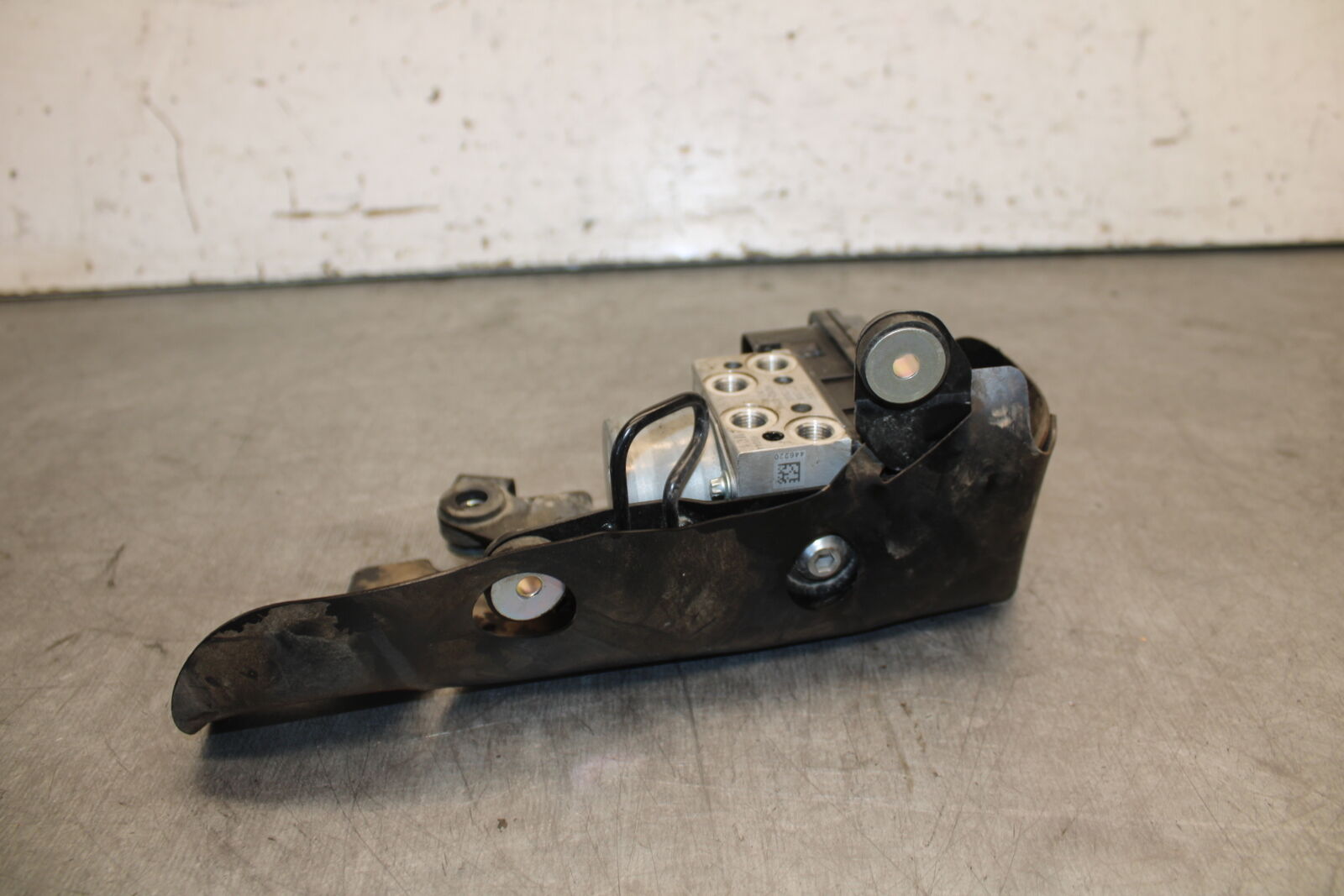 19-23 KAWASAKI NINJA ZX6R ABS PUMP UNIT MODULE BB701