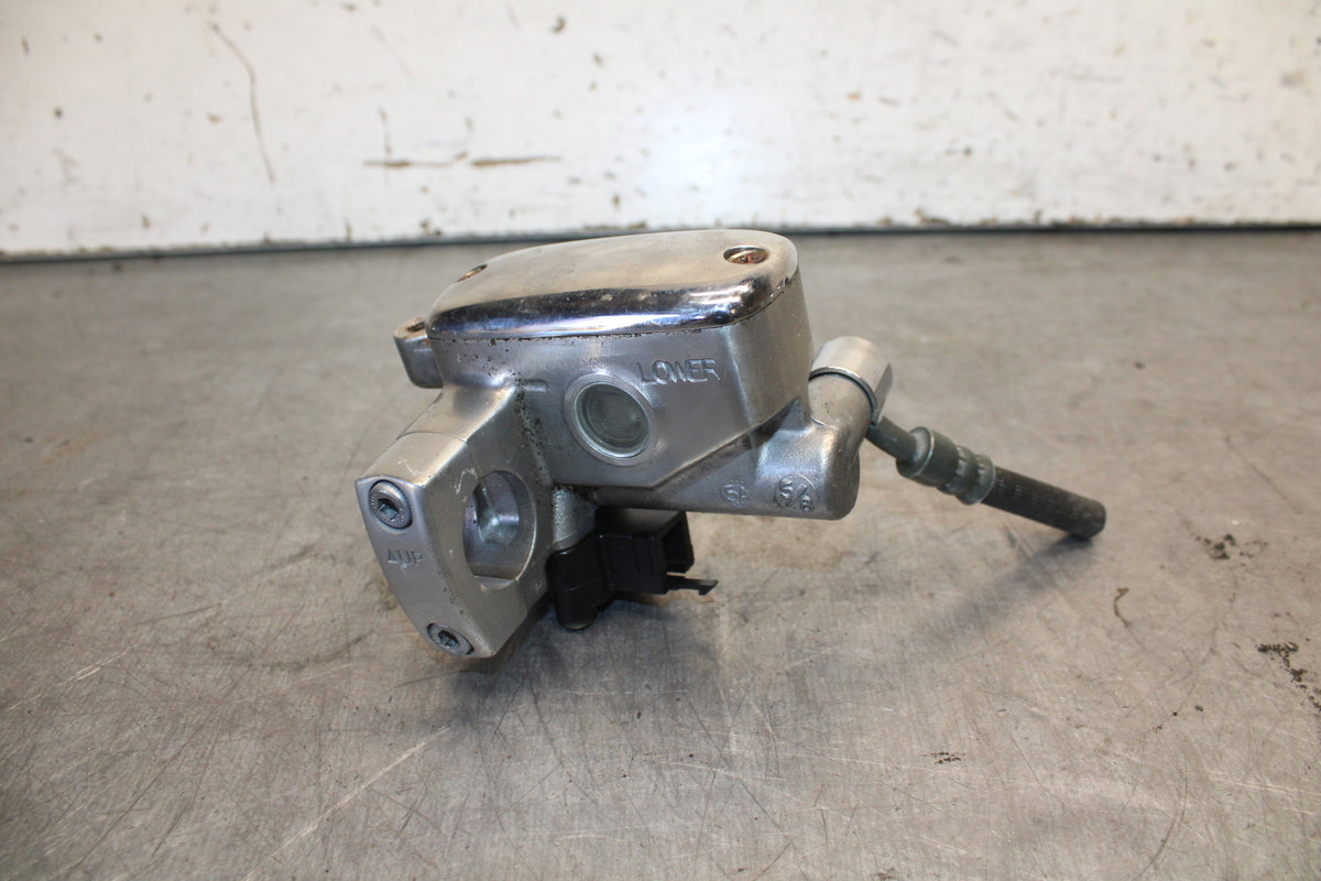 05-06 YAMAHA ROYAL STAR FRONT BRAKE MASTER CYLINDER BB697