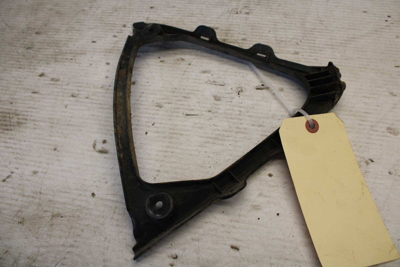 08-09 SUZUKI GSXR600 FRONT LOWER INNER EXHAUST V FAIRING COWL GUARD BB156B