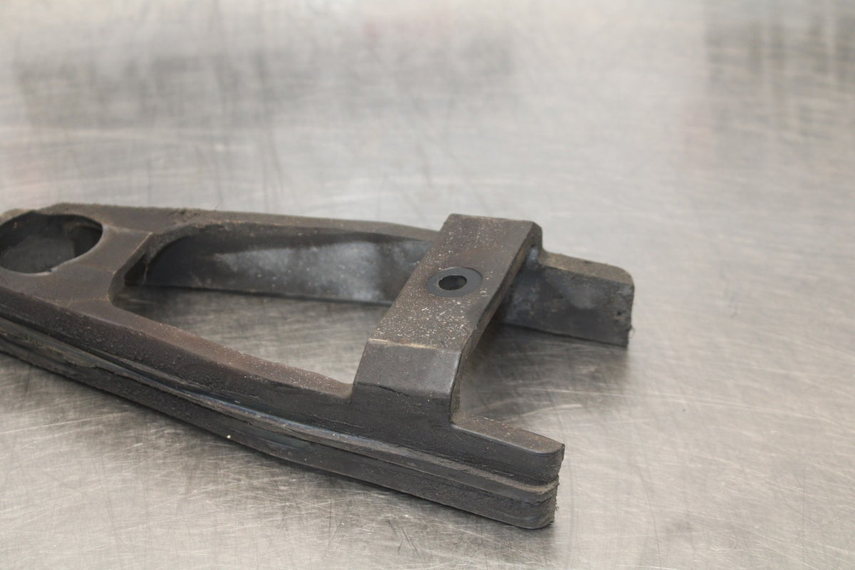 08 SUZUKI SV650 SWINGARM CHAIN BUFFER SLIDER GUIDE BB846