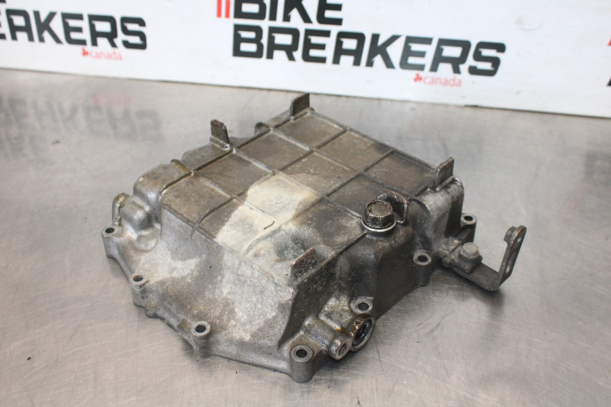 06-07 HONDA INTERCEPTOR 800 VFR800 ENGINE MOTOR BOTTOM OIL PAN COVER BB917