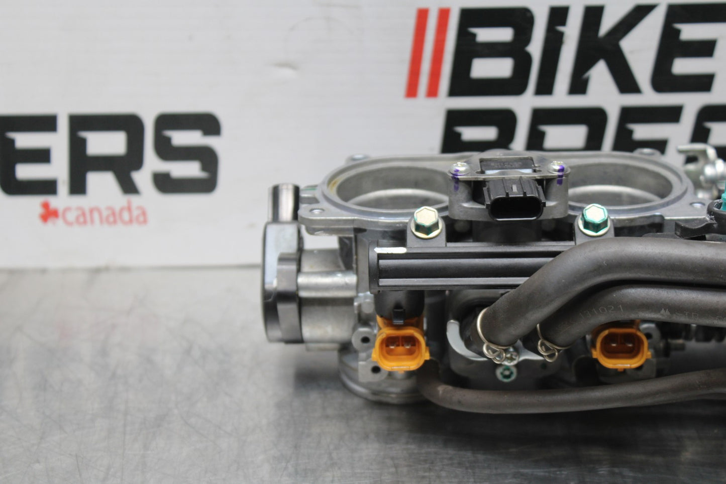13-24 HONDA CBR600RR MAIN FUEL INJECTORS / THROTTLE BODIES BB772