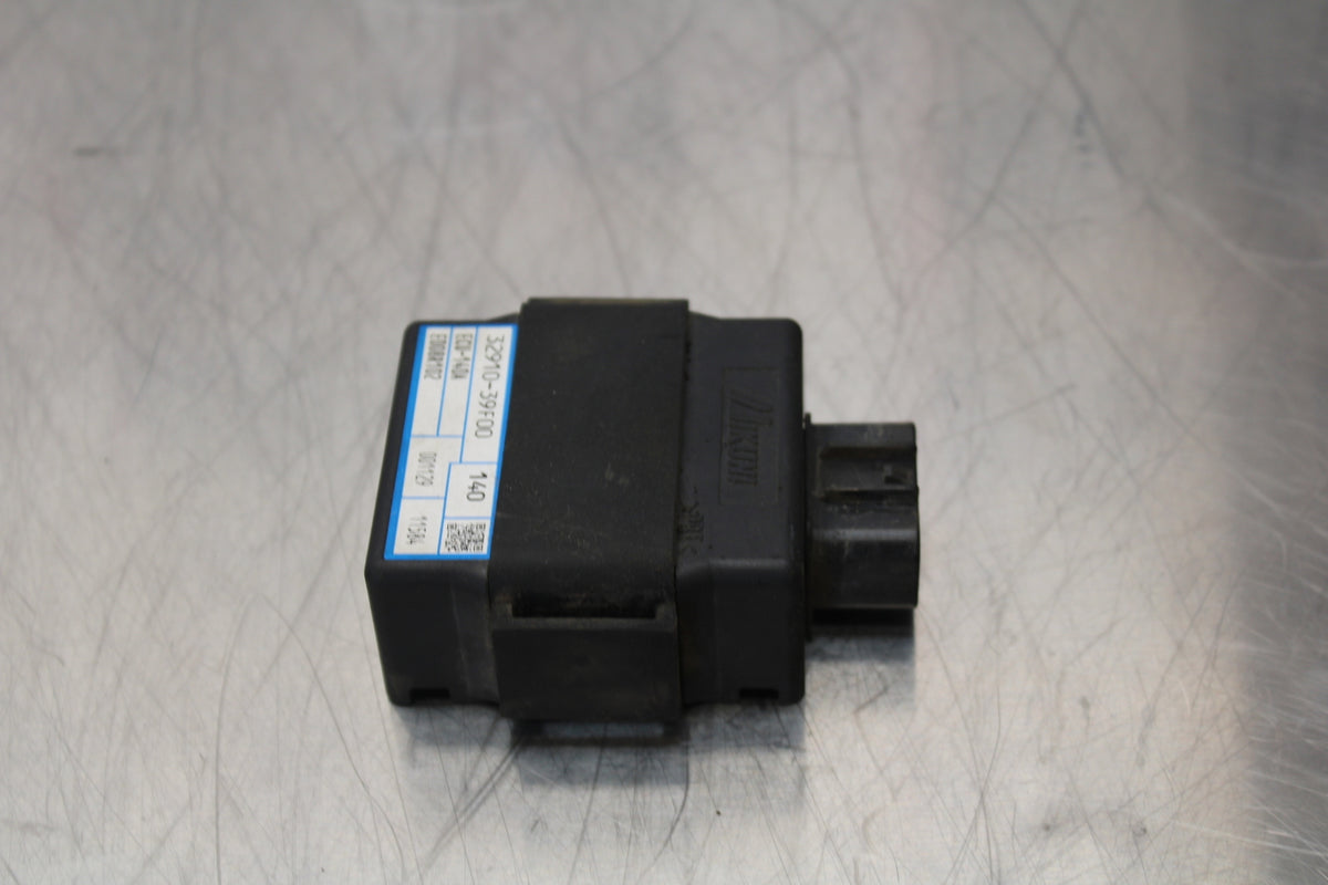 01-03 SUZUKI GSXR600 RELAY ASSEMBLY FUSE BOX BB145