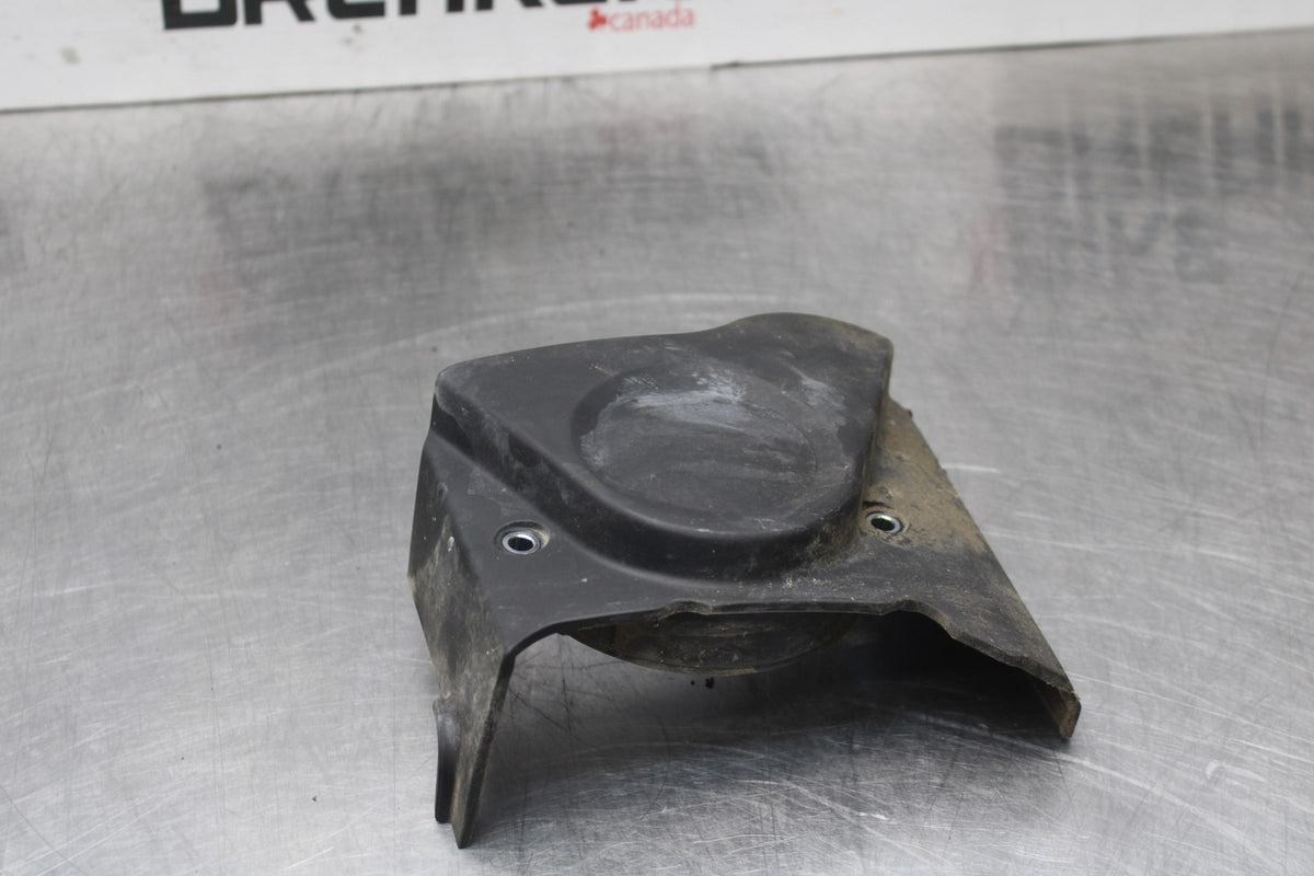 08 HONDA CBR125R ENGINE SPROCKET COVER BB804