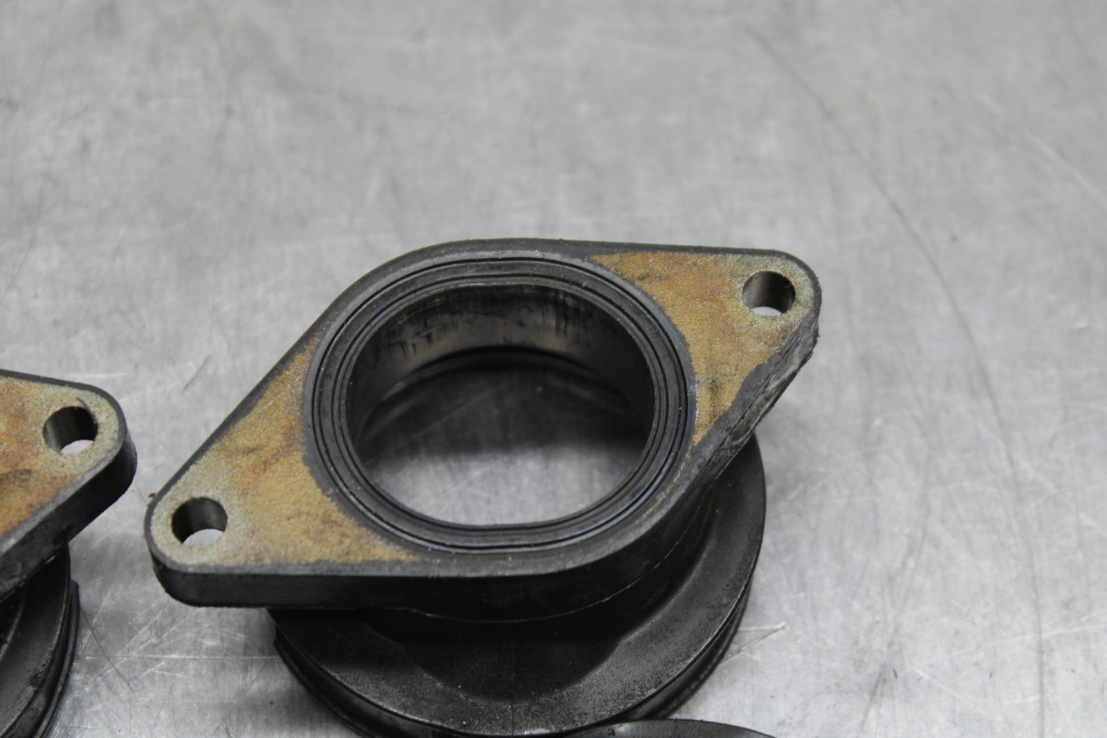03-05 YAMAHA YZF R6  AIR INTAKE BOOTS BB132