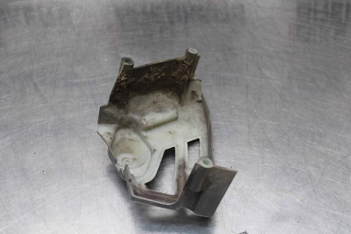 06 SUZUKI SV650S ENGINE SPROCKET COVER BB783