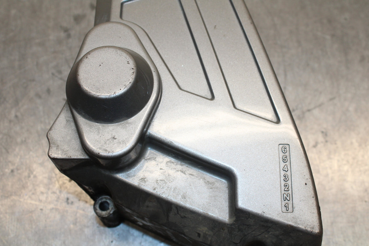 03 SUZUKI SV650S ENGINE SPROCKET COVER BB130