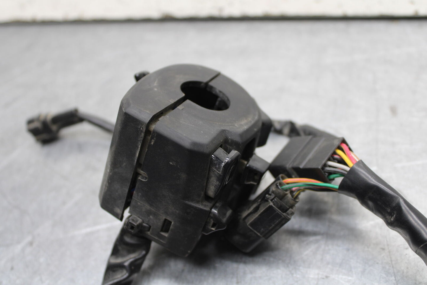 16 KAWASAKI NINJA ZX10R LEFT CLIP ON HANDLE HORN SIGNALS SWITCH SWITCHES  BB650