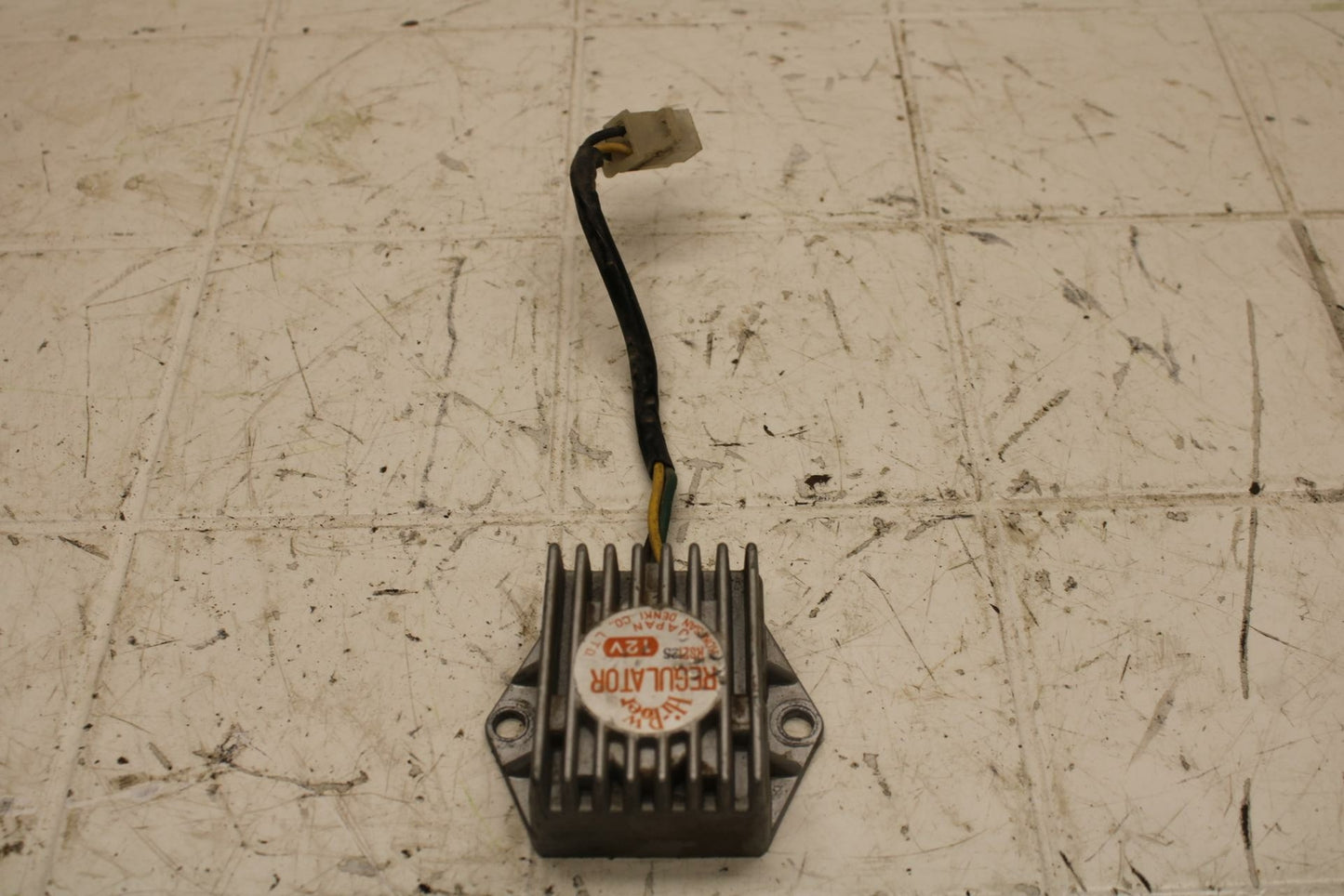 84-87 HONDA GOLDWING 1200 SECOND RECTIFIER VOLTAGE REGULATOR BB406