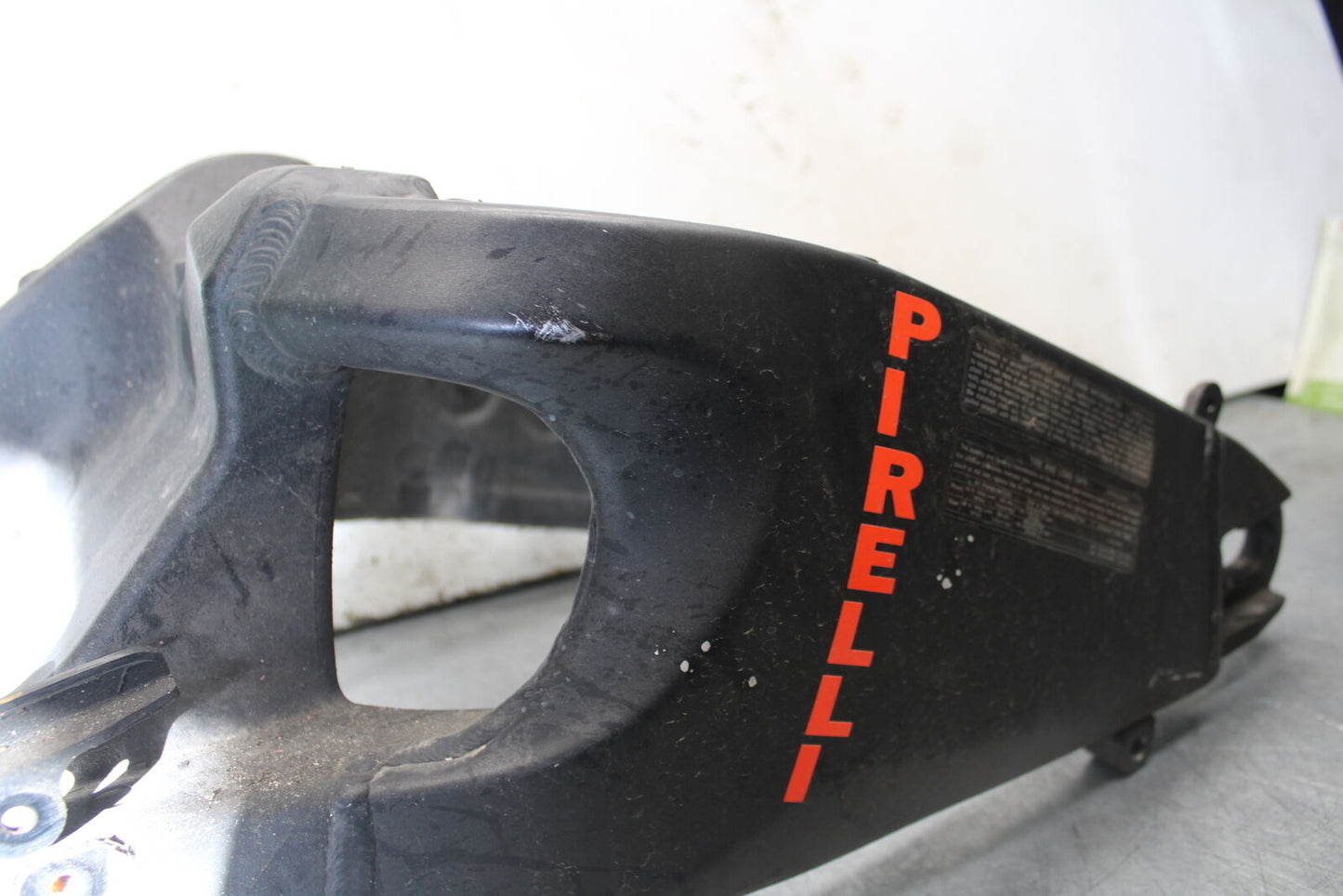 09-12 KAWASAKI NINJA ZX6R REAR SWINGARM BACK SWING ARM 33001-0212 BB698