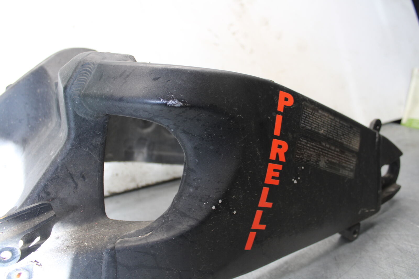 09-12 KAWASAKI NINJA ZX6R REAR SWINGARM BACK SWING ARM 33001-0212 BB698