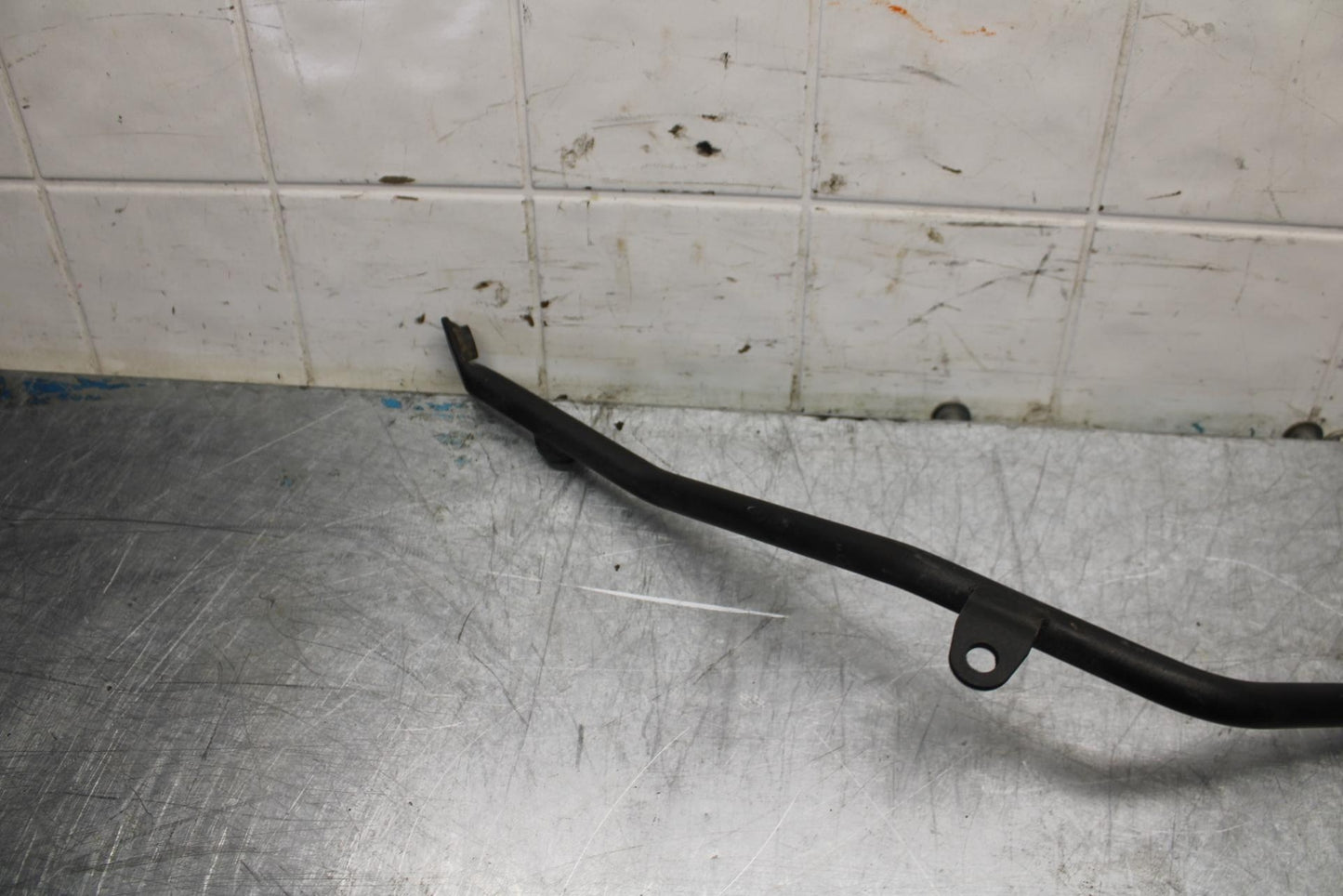 07-08 KAWASAKI CONCOURS 1400 ABS RIGHT FAIRING STAY BRACKET BB449