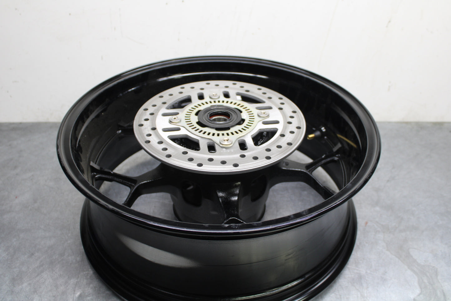 12-25 KAWASAKI NINJA ZX14R NEW!! REAR WHEEL BACK RIM BB757