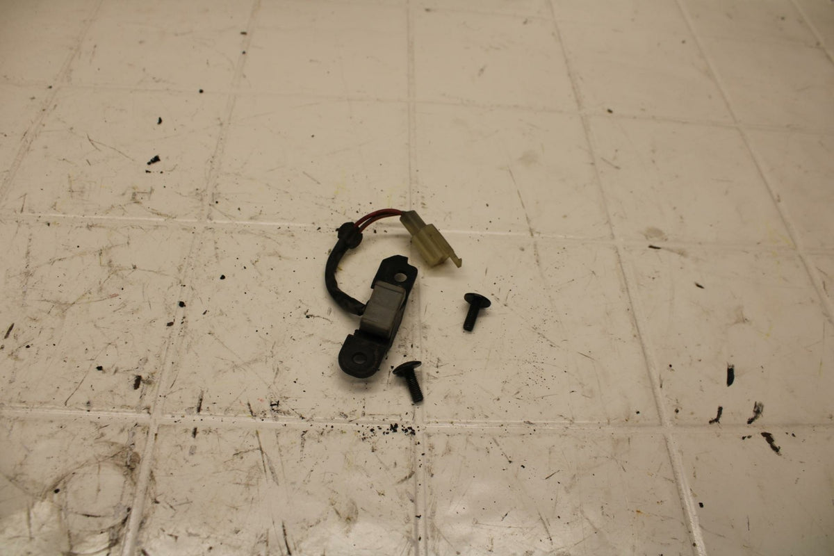 86-89 YAMAHA FJ1200 FUEL RESERVE SWITCH BB11