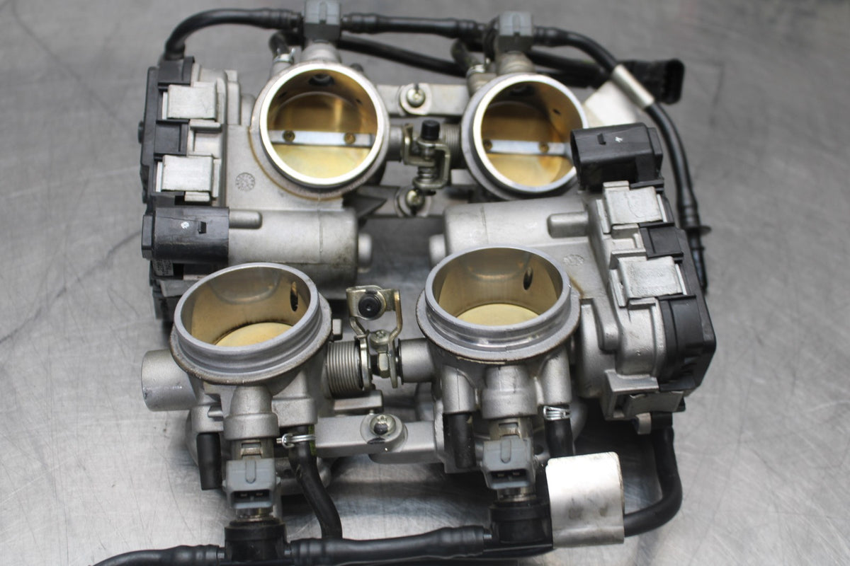 15 APRILIA RSV4 FACTORY APRC ABS MAIN FUEL INJECTORS / THROTTLE BODIES BB901