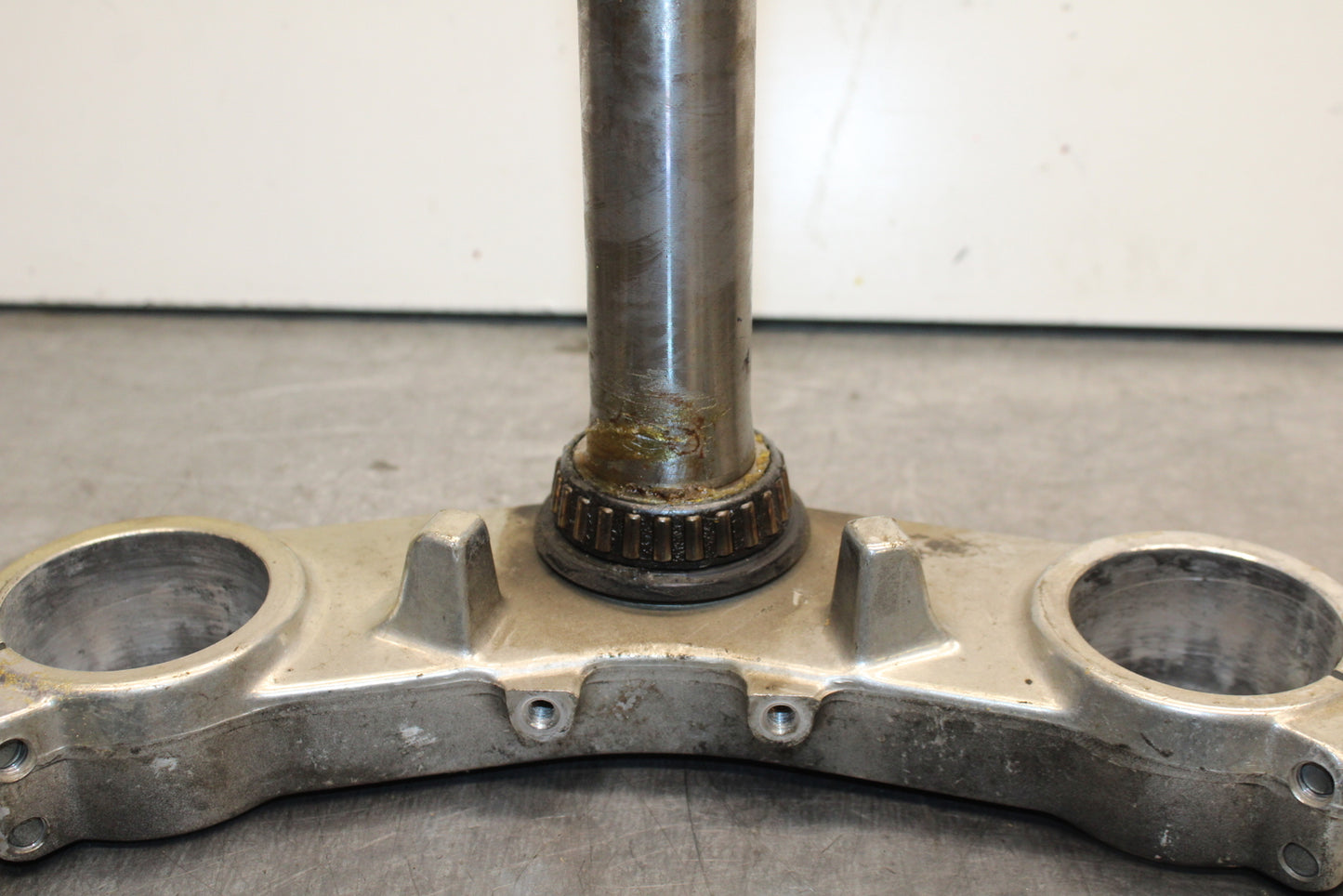 93-94 KAWASAKI NINJA ZX7R FRONT FORKS CLAMP LOWER TRIPLE TREE STEM BB124