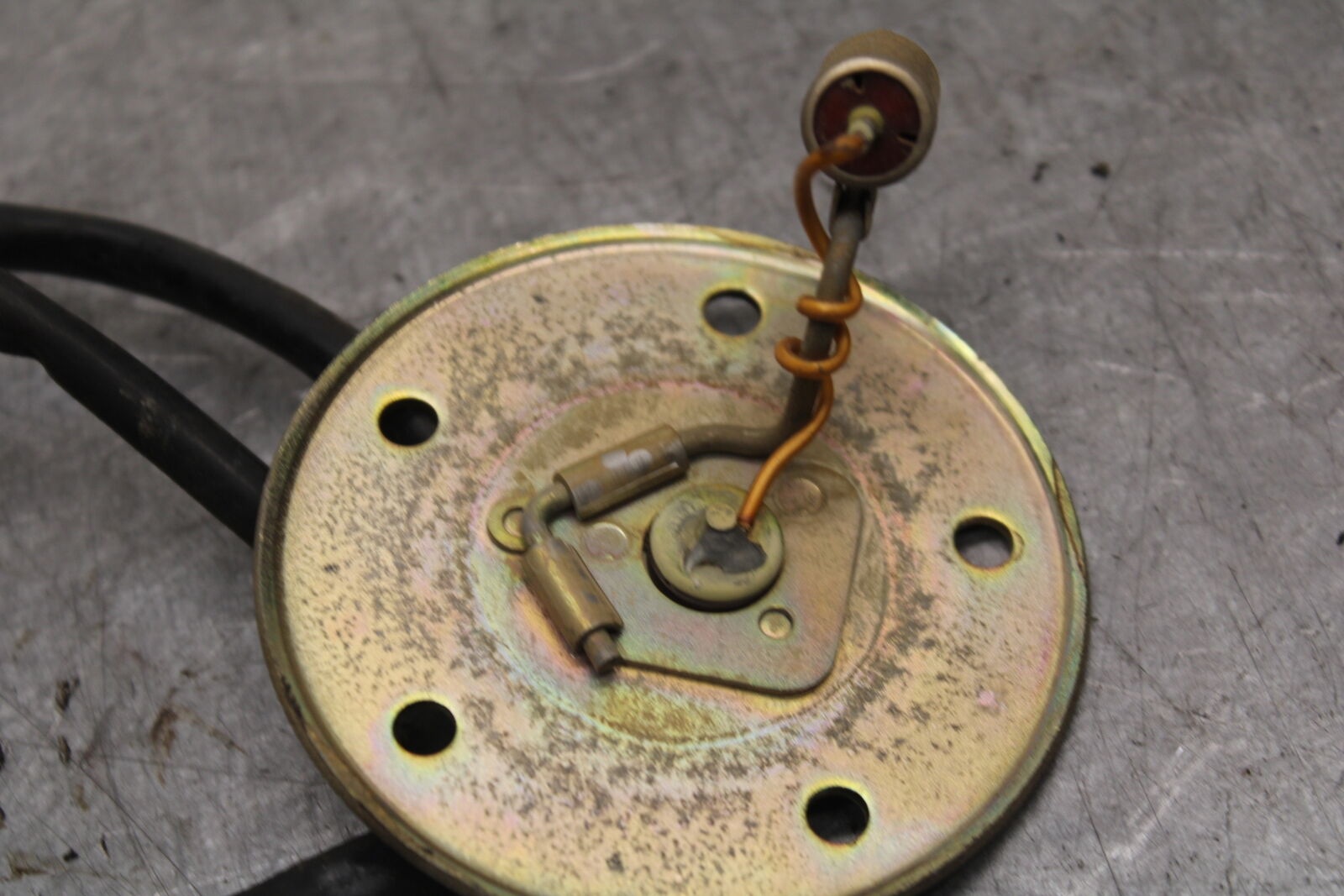 85-86 SUZUKI MADURA 1200 FLOAT GAS FUEL PETROL LEVEL SENDING UNIT  BB691