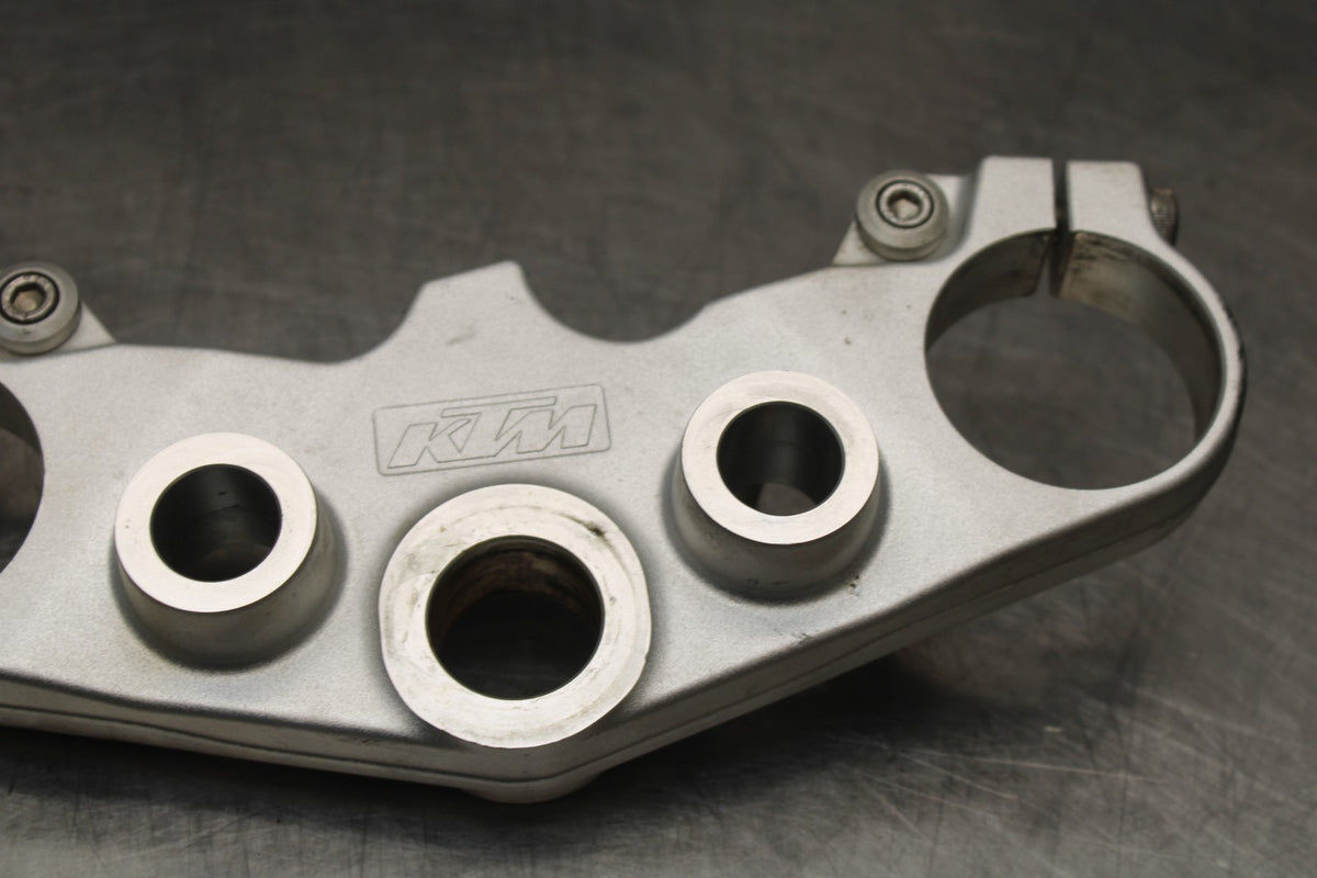 13-16 KTM 390 DUKE FORKS UPPER TRIPLE TREE CLAMP BB815