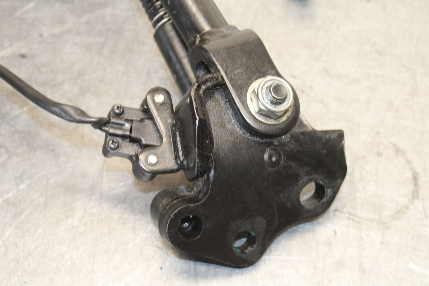 22-24 YAMAHA XSR900 KICKSTAND SIDE KICK STAND BB683