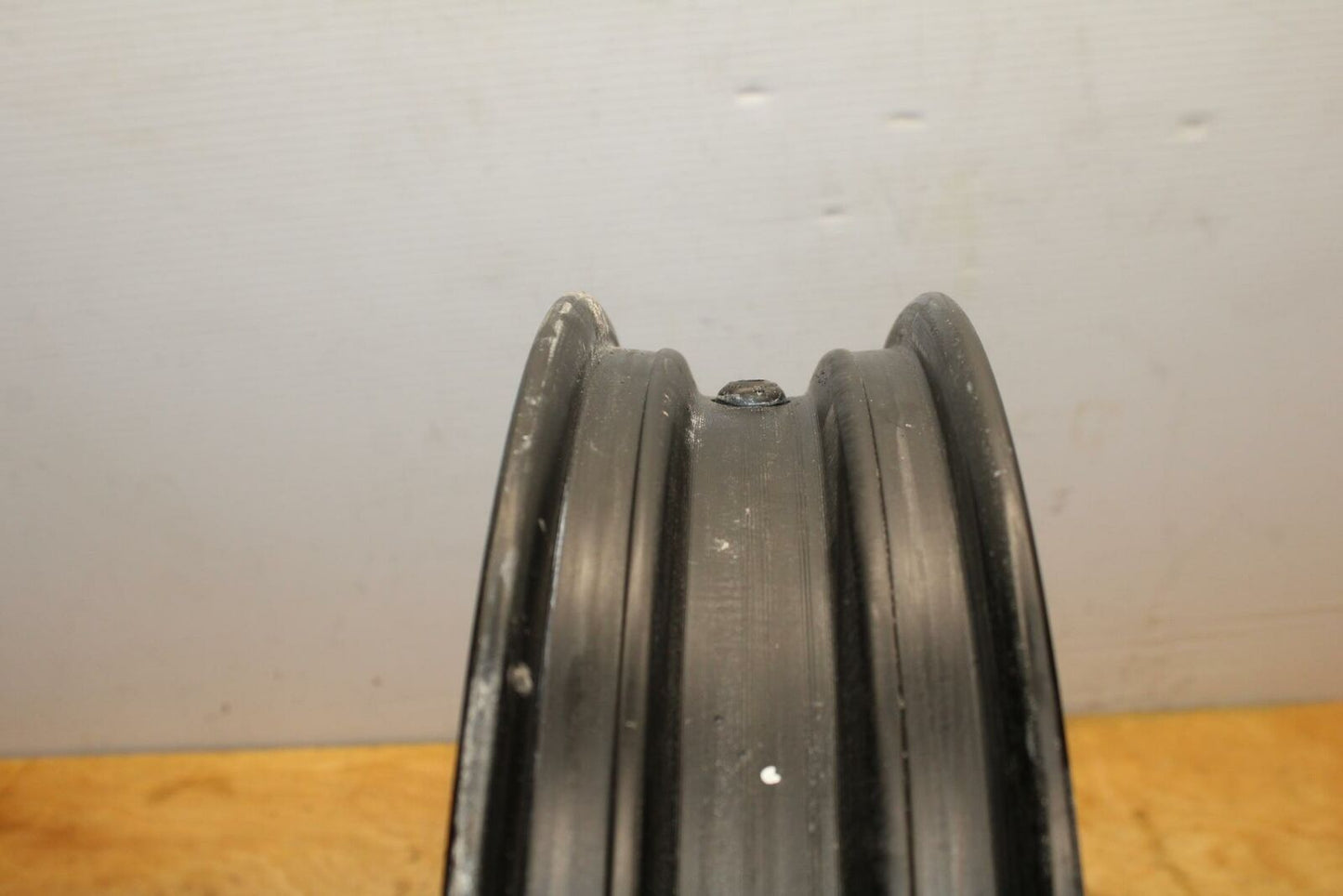 04-09 SUZUKI GS500F FRONT WHEEL RIM BB335