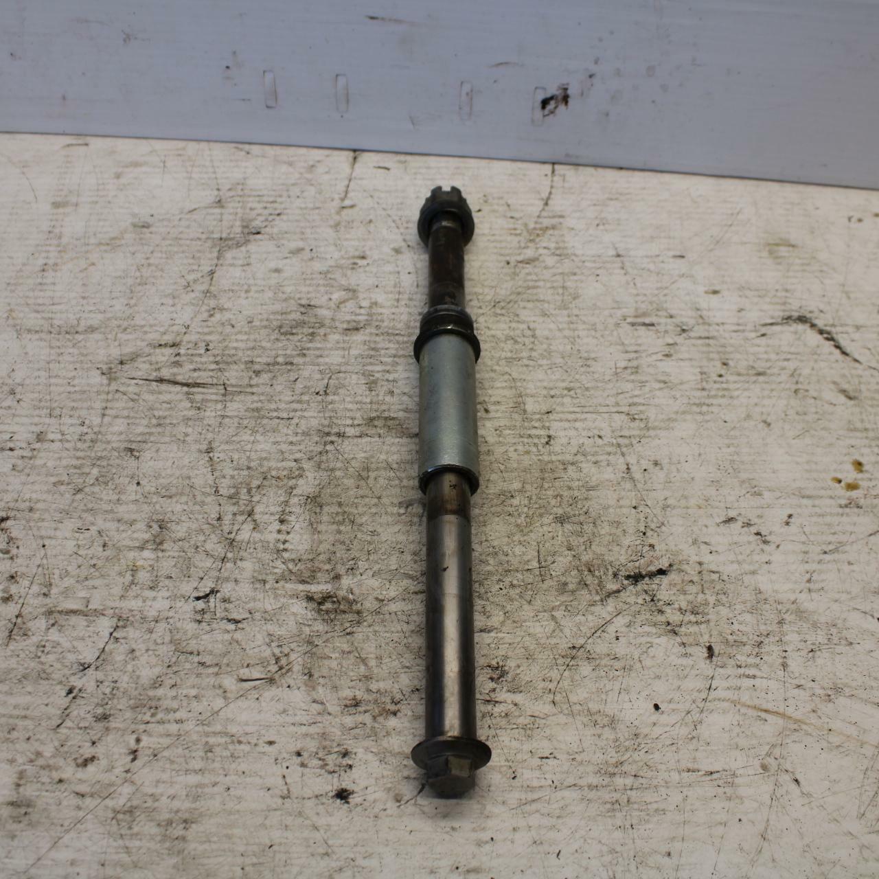 01 KAWASAKI VULCAN 1500 REAR AXLE BACK WHEEL RIM PIVOT BOLT AXEL BB301