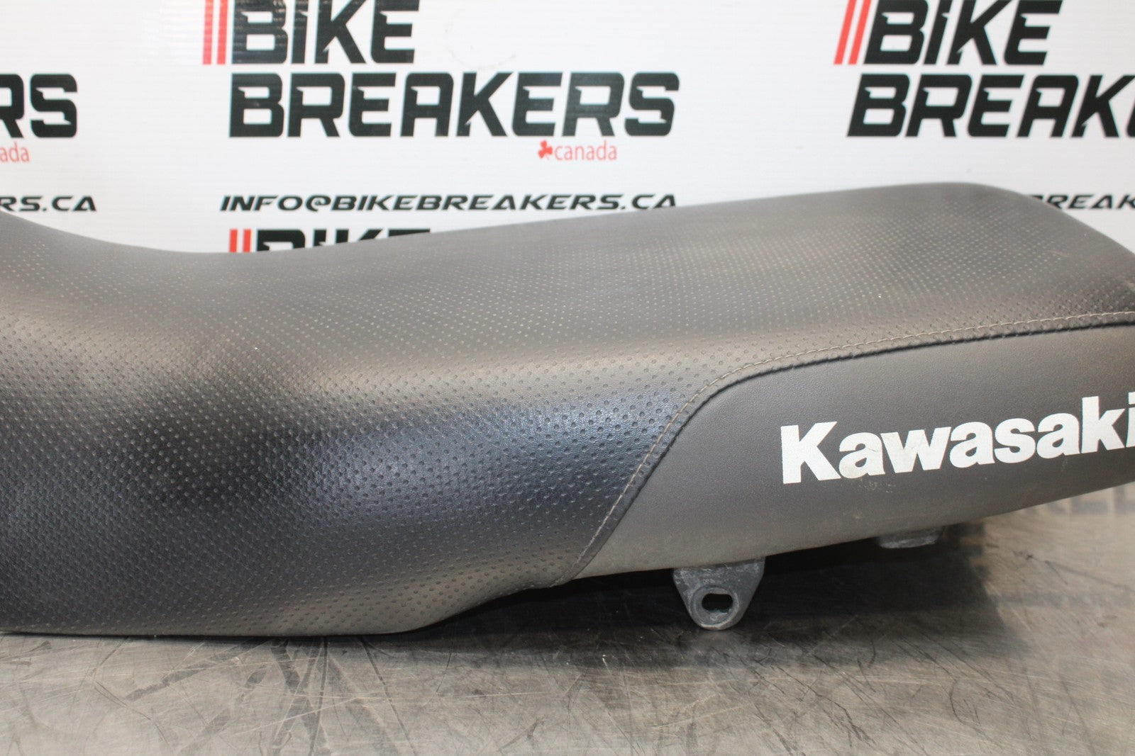 08-18 KAWASAKI KLR650 FRONT REAR SEAT SADDLE BB183