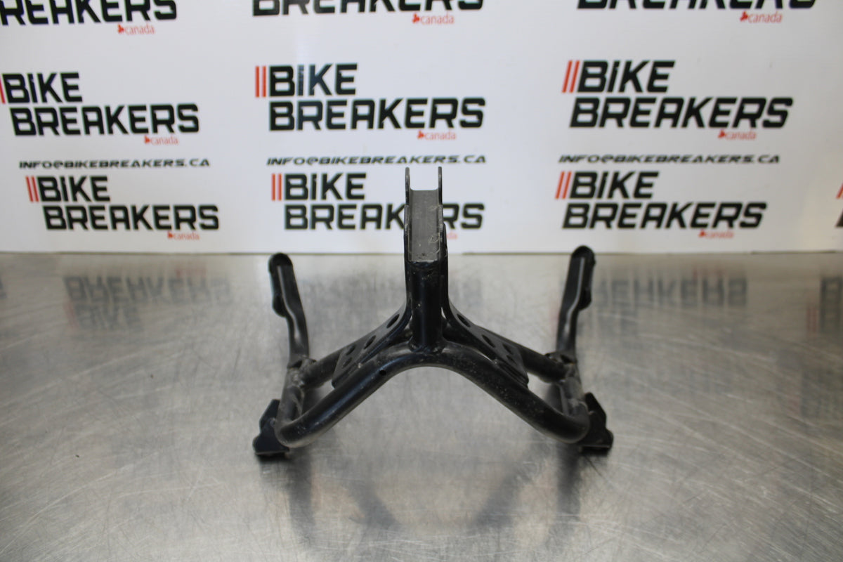 04-09 SUZUKI GS500F UPPER FAIRING MIRROR GAUGES STAY BRACKET BB165