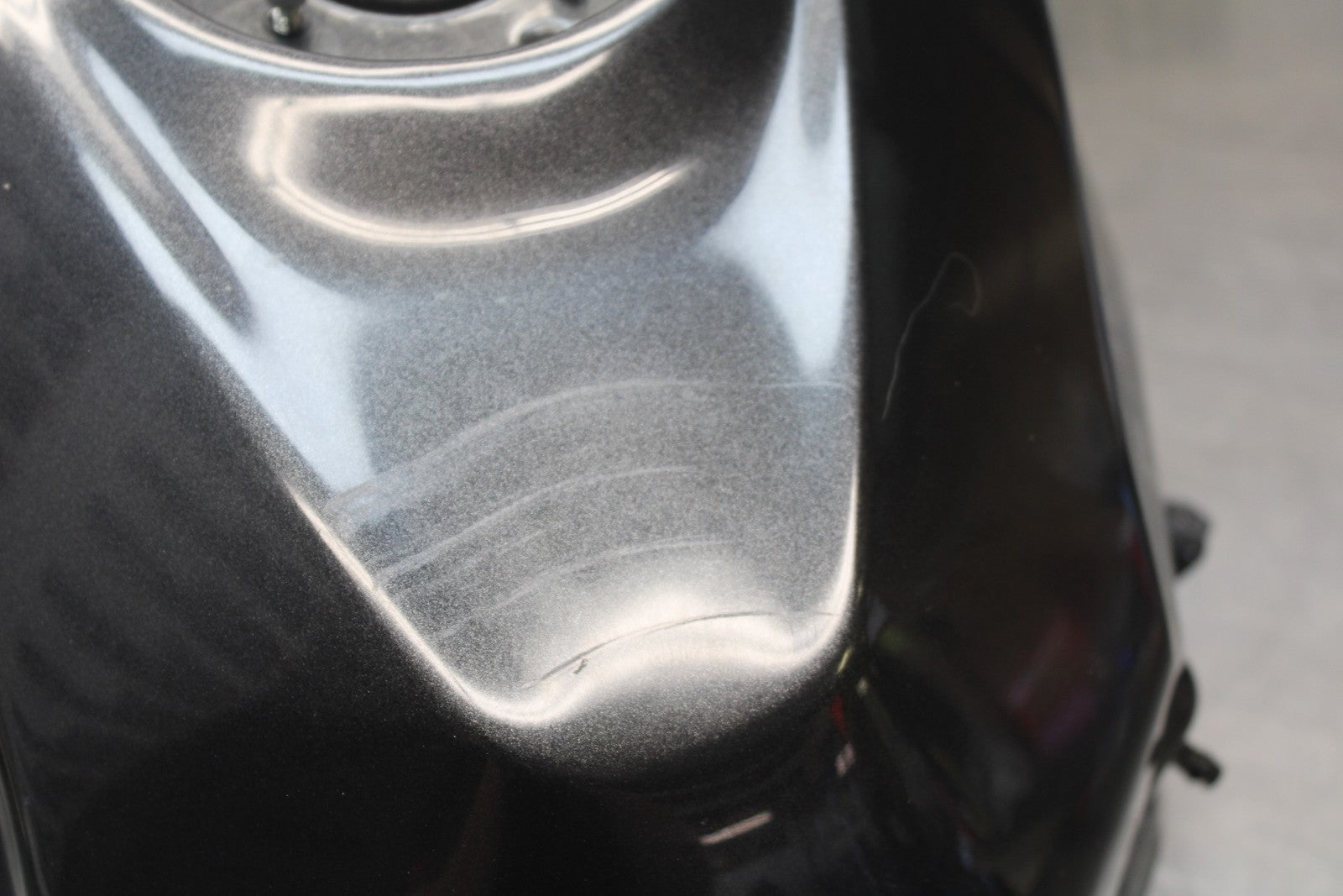 18-23 KAWASAKI NINJA 400 EX400 ABS GAS TANK FUEL CELL PETROL RESERVOIR BB192