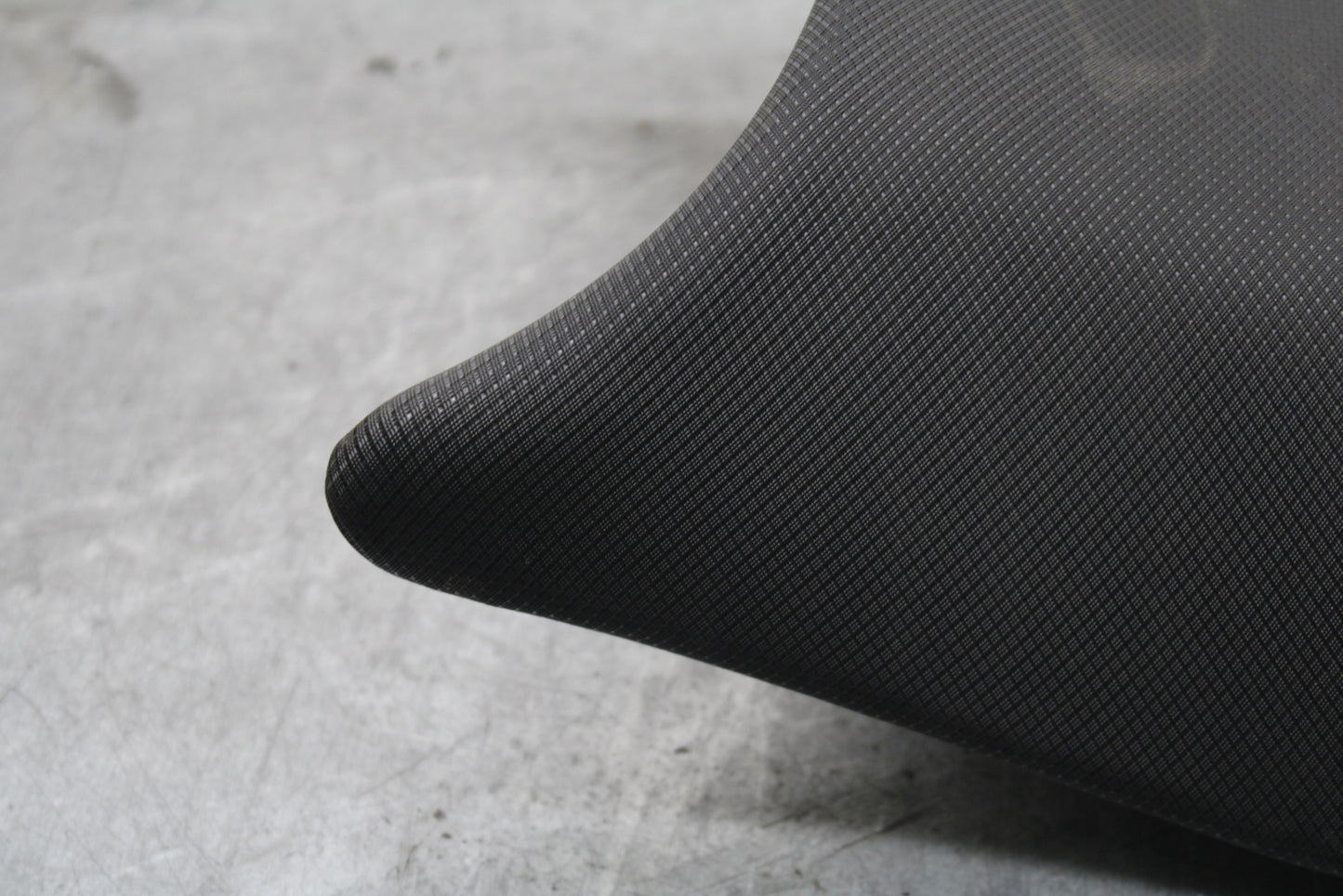 18-23 KAWASAKI NINJA 400 FRONT DRIVERS SEAT PAD SADDLE PILLION BB660