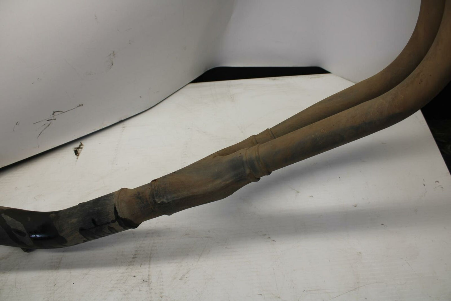 04-09 SUZUKI GS500F FULL EXHAUST SYSTEM HEADERS  MUFFLER 14301-01DE0-E02 BB261