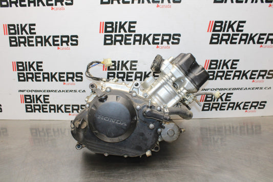 08 HONDA CBR125R ENGINE MOTOR BB804