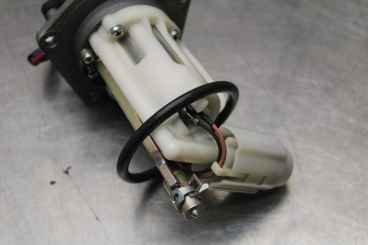06 KAWASAKI NINJA 650 EX650 FUEL PUMP GAS PETROL SENDER UNIT BB823
