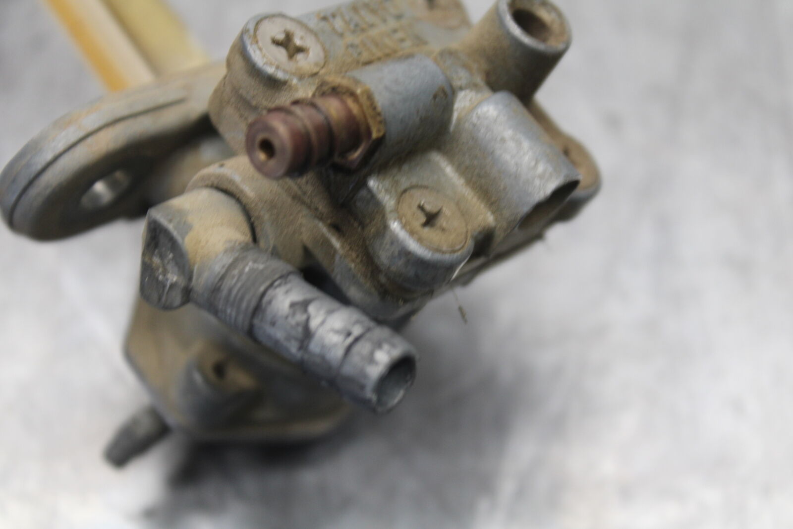 08-18 KAWASAKI KLR650 FUEL GAS TANK PETCOCK SHUT ON OFF VALVE BB707