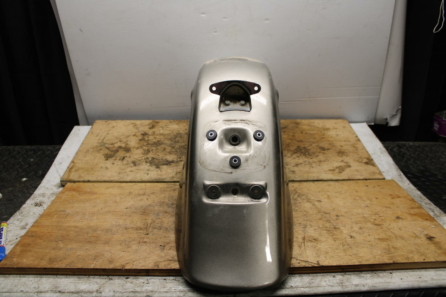 05-08 KAWASAKI VULCAN 1500 VN1500N CLASSIC REAR BACK WHEEL MUD GUARD BB343