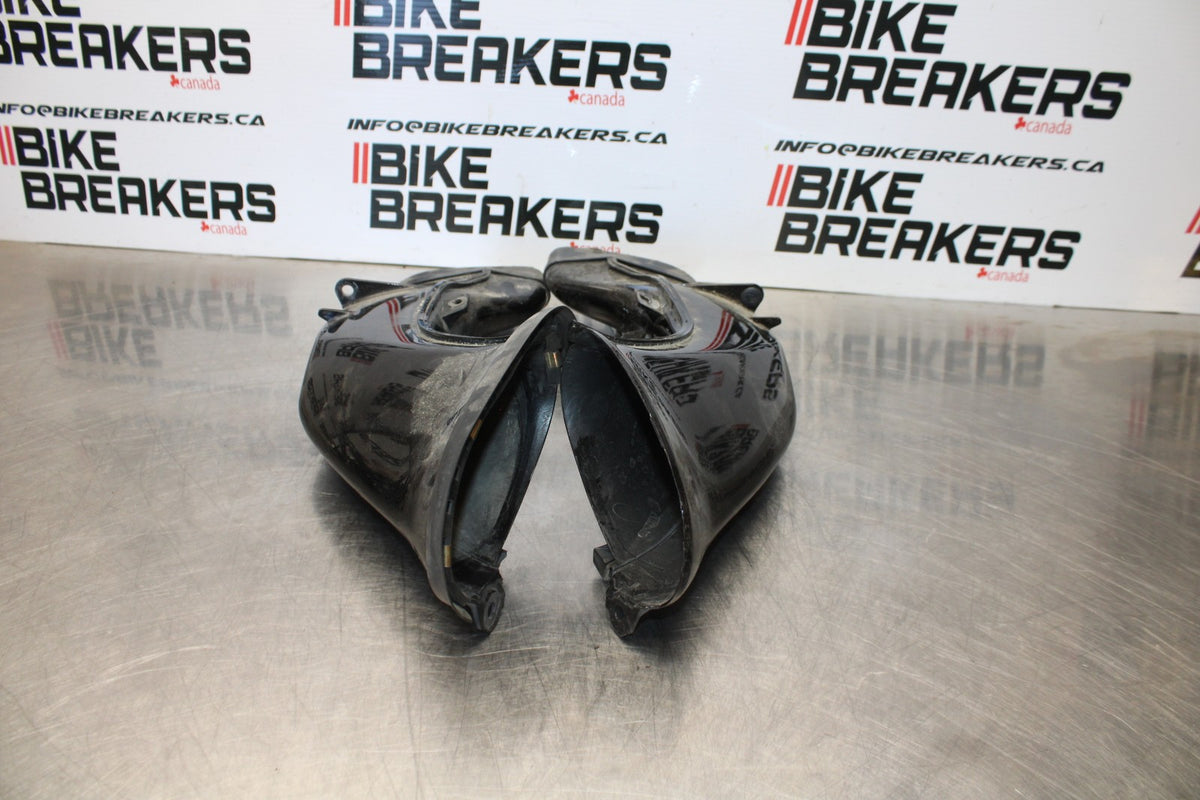 04-05 YAMAHA YZF R1 AFTERMARKET RIGHT LEFT AIR INTAKE DUCTS BB173
