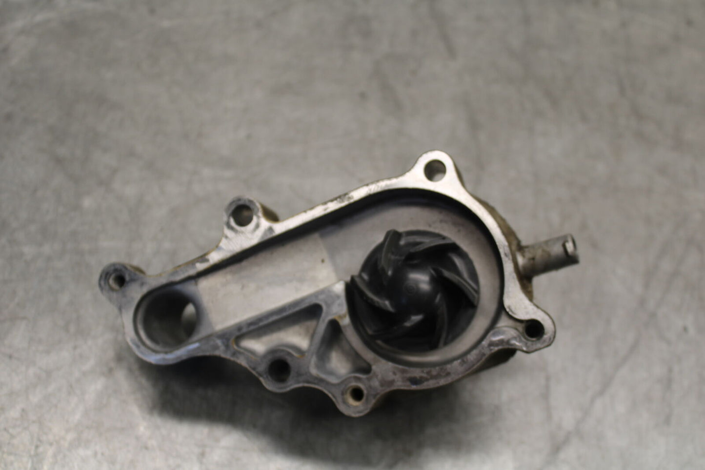 09-24 YAMAHA RAPTOR 700R ENGINE WATER COOLANT PUMP BB654