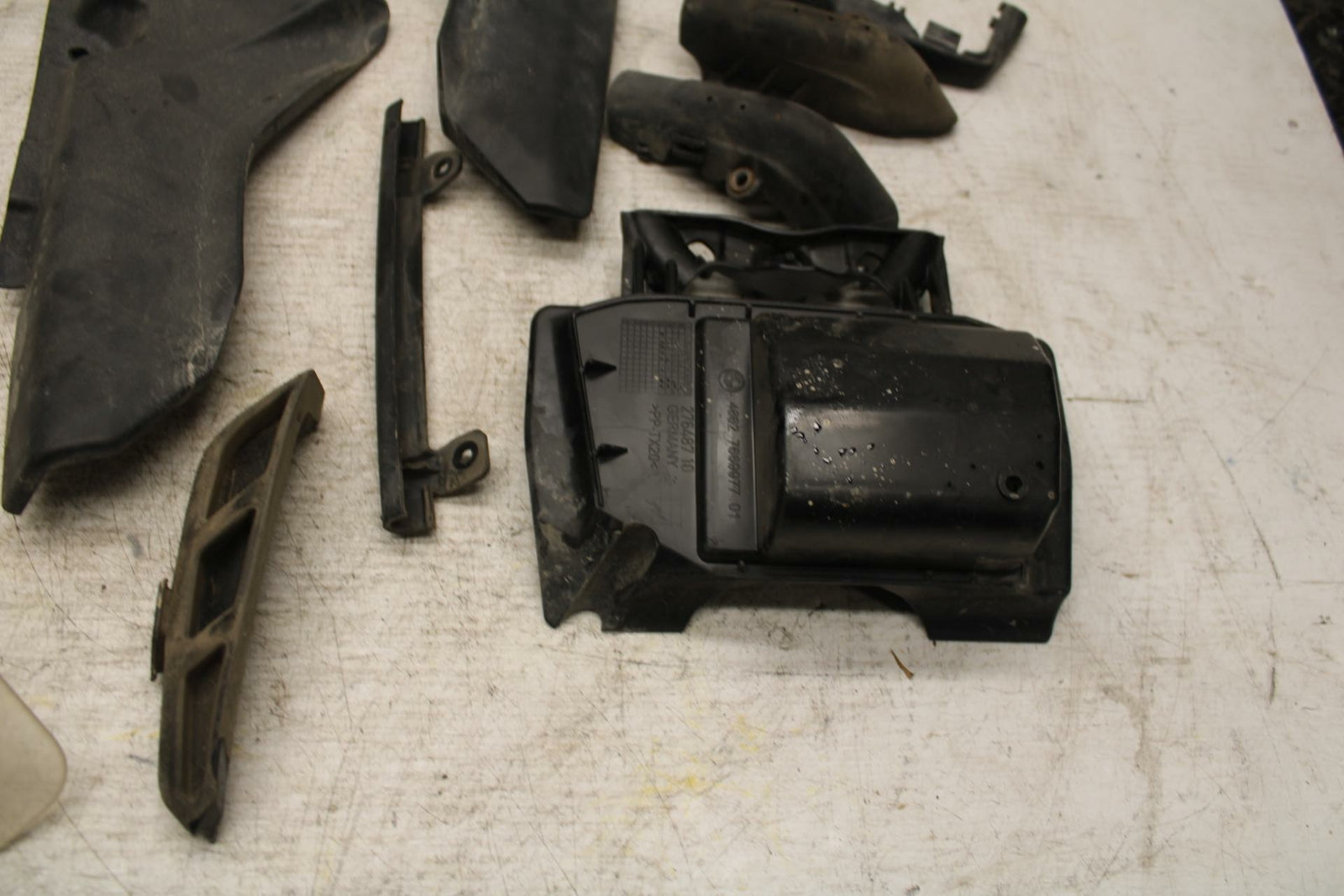 07-13 BMW R1200GS ADVENTURE MISALANEOUS PLASTICS BB368